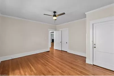 213 Westover Terrace, Greensboro, NC 27403 - Photo 25
