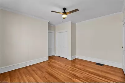 213 Westover Terrace, Greensboro, NC 27403 - Photo 31