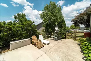 240 Cloverfield Ct, Winston-Salem, NC 27127 - Photo 23