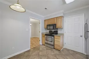 209 N Rotary Dr, High Point, NC 27262 - Photo 9