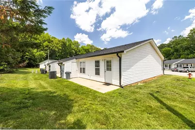 2554 Ambassador Court, High Point, NC 27265 - Photo 25