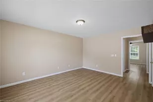 2554 Ambassador Ct, High Point, NC 27265 - Photo 3