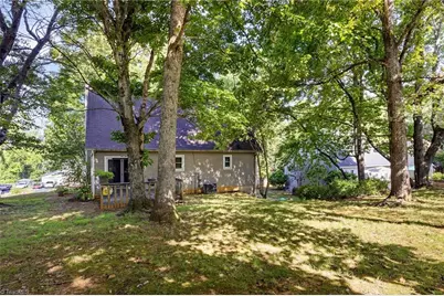 5041 Hutchins Street, Winston-Salem, NC 27106 - Photo 9