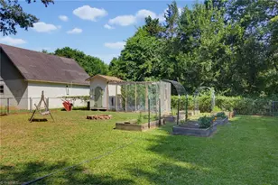 297 Pleasant Grove Church Rd, Thomasville, NC 27360 - Photo 25