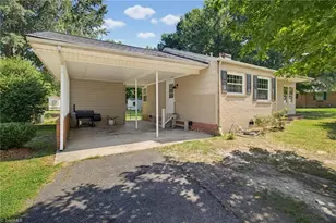 297 Pleasant Grove Church Rd, Thomasville, NC 27360 - Photo 3
