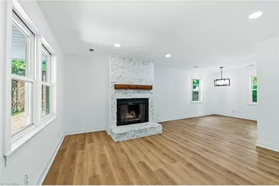 1936 Lakedell Drive, Charlotte, NC 28215 - Photo 9