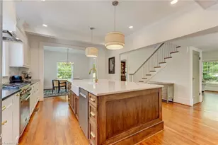 301 N Tremont Dr, Greensboro, NC 27403 - Photo 9