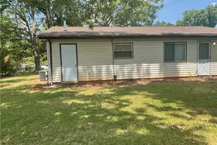 2 Pyracantha Ct, Greensboro, NC 27405 - Photo 25