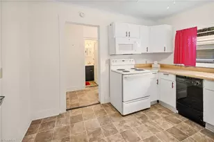 208 Carson Rd, Pilot Mountain, NC 27041 - Photo 11