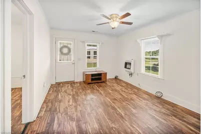 208 Carson Road, Pilot Mountain, NC 27041 - Photo 5