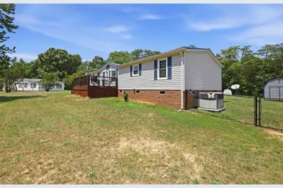 180 B Austin Drive, Eden, NC 27288 - Photo 3