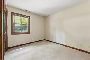 4302 Lawndale Dr, Greensboro, NC 27455 - Photo 21
