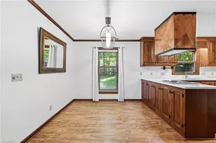 4302 Lawndale Dr, Greensboro, NC 27455 - Photo 11