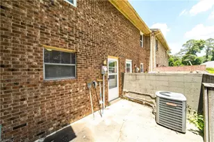 1929 Vantage Point Pl, Greensboro, NC 27407 - Photo 15