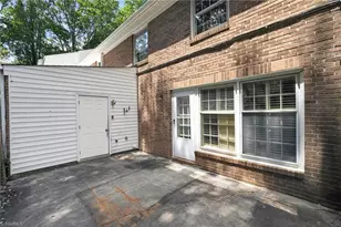 3311 Regents Park Ln, Greensboro, NC 27455 - Photo 27