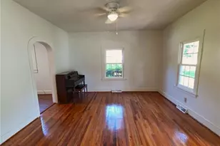 642 Church St, Eden, NC 27288 - Photo 7