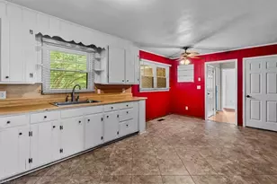 4678 Saints Delight Church Rd, Kernersville, NC 27284 - Photo 9