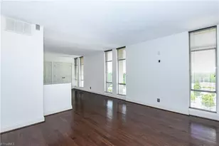 1101 N Elm St, Greensboro, NC 27401 - Photo 17