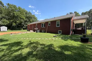 4470 NC-268, Ararat, NC 27007 - Photo 35