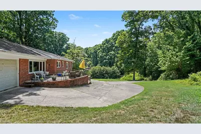 807 E Salisbury Street, Asheboro, NC 27203 - Photo 3