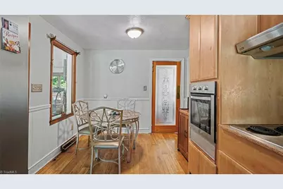 807 E Salisbury Street, Asheboro, NC 27203 - Photo 13