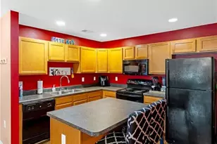 7102 W Friendly Ave, Greensboro, NC 27410 - Photo 5