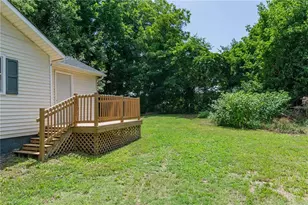 304 Phillips St, Thomasville, NC 27360 - Photo 23