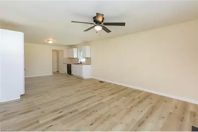 304 Phillips Street, Thomasville, NC 27360 - Photo 3