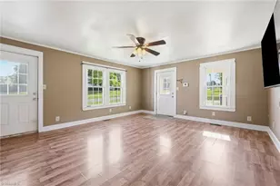 401 Sunset Dr, Randleman, NC 27317 - Photo 11