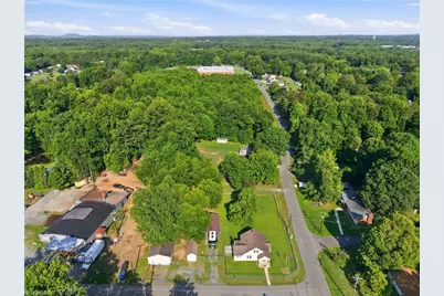 401 Sunset Drive, Randleman, NC 27317 - Photo 35