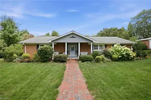 1025 Oaklawn Ave, Winston-Salem, NC 27104 - Photo 1