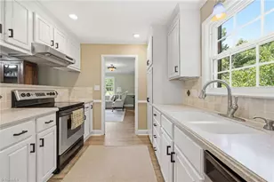 1025 Oaklawn Ave, Winston-Salem, NC 27104 - Photo 29