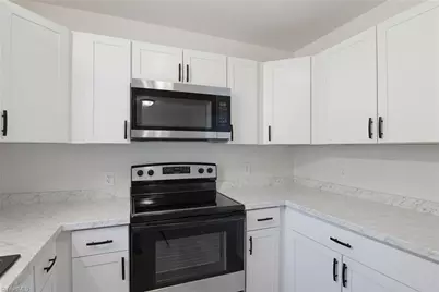 1615 Upland Drive, Greensboro, NC 27405 - Photo 13