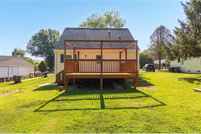1615 Upland Drive, Greensboro, NC 27405 - Photo 23