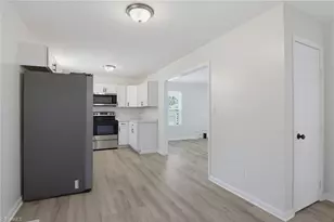 1615 Upland Dr, Greensboro, NC 27405 - Photo 15