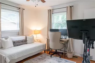 5614 Virgilwood Dr, Greensboro, NC 27409 - Photo 25