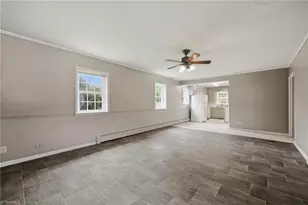 913 I St, North Wilkesboro, NC 28659 - Photo 17