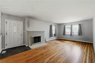 913 I St, North Wilkesboro, NC 28659 - Photo 9