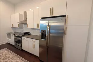 400 W 4th St, Winston-Salem, NC 27101 - Photo 9