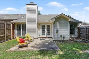 3106 Woodpoint St, Jamestown, NC 27282 - Photo 5