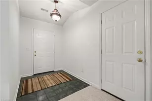 3106 Woodpoint St, Jamestown, NC 27282 - Photo 7
