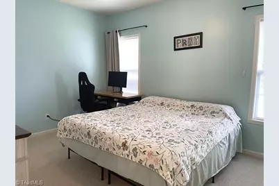 1015 Huntington Ridge Lane, Winston-Salem, NC 27105 - Photo 7
