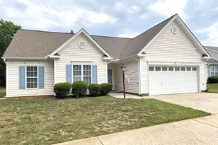1015 Huntington Ridge Ln, Winston-Salem, NC 27105 - Photo 1