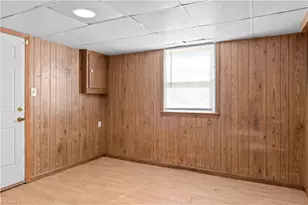 103 Flintfield Dr, Winston-Salem, NC 27103 - Photo 25