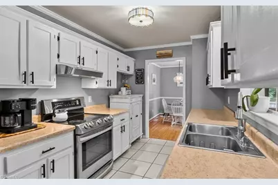 1906 Harris Drive, Greensboro, NC 27406 - Photo 15