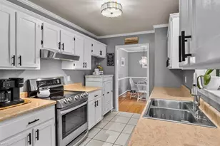 1906 Harris Dr, Greensboro, NC 27406 - Photo 15