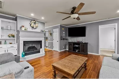 1906 Harris Drive, Greensboro, NC 27406 - Photo 9