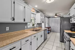 1906 Harris Dr, Greensboro, NC 27406 - Photo 13