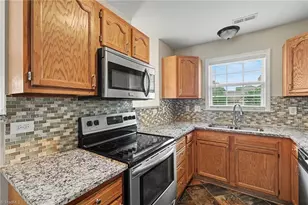 5400 Springhouse Farm Rd, Winston-Salem, NC 27107 - Photo 9