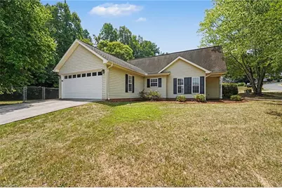5400 Springhouse Farm Road, Winston-Salem, NC 27107 - Photo 3